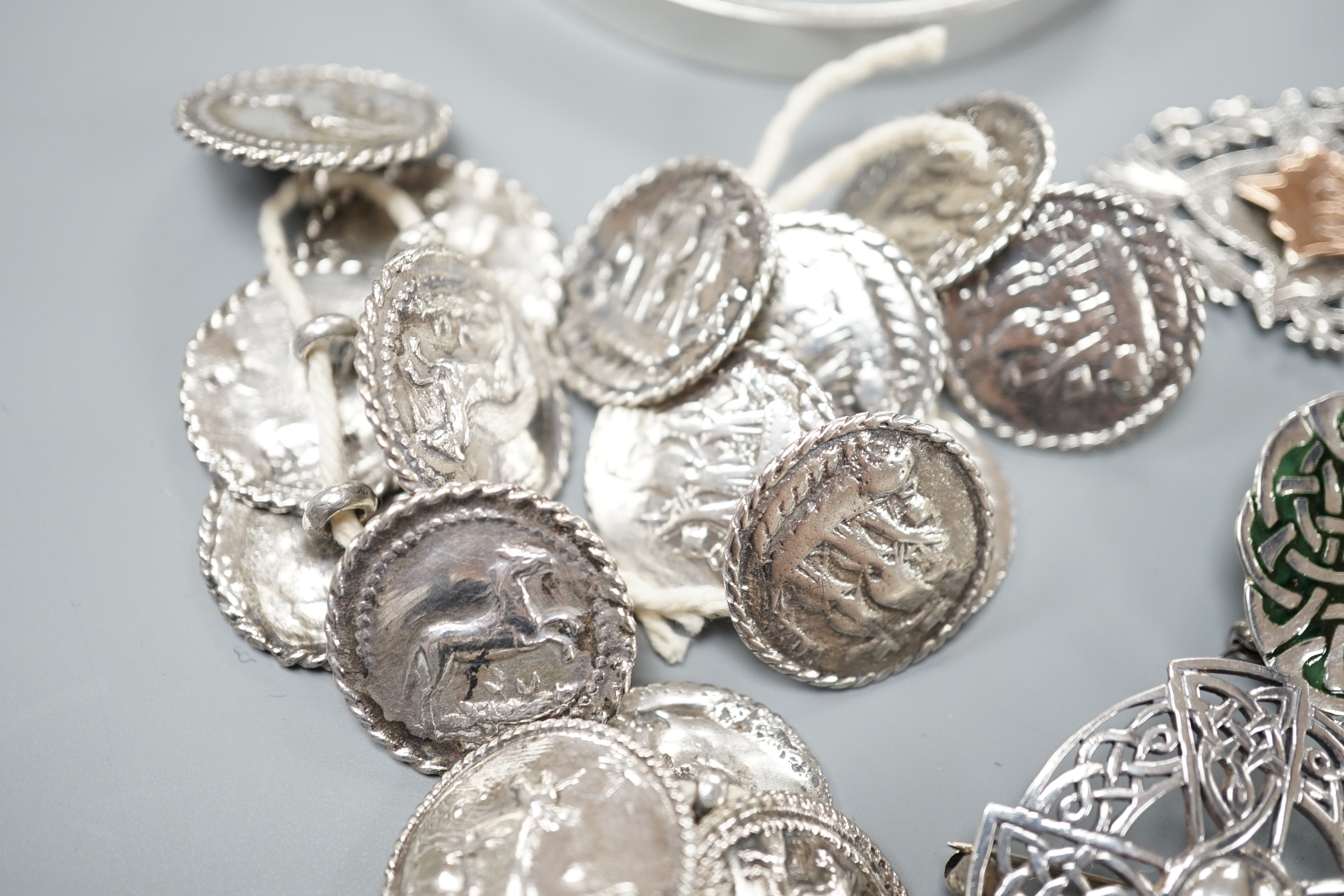 A modern Simon Beer of Lewes open bangle and silver band and assorted sundry jewellery.